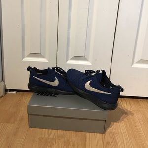 Nike blue and black Roshe Runs